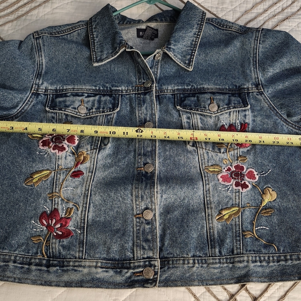 Baccini Blue Denim Jacket with Floral Embroidery, Sz 20 - Picture 4 of 11